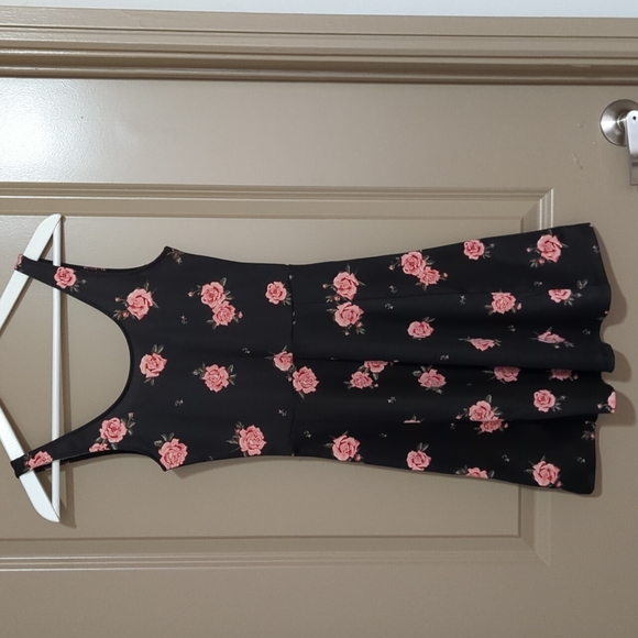 Floral Pattern Dress - Picture 1 of 2